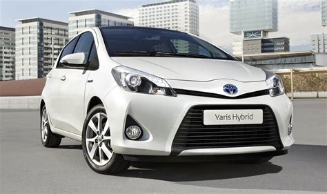 Toyota Yaris Hybrid First Images Of Production Car Out Yaris Hy 1