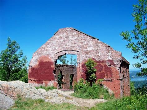 Hike To Historic Ruins On These 8 Trails In New York Catskill Hotel