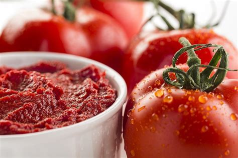 Tomato paste, on the contrary, is a thick concentrate and should only be used in small amounts due to its powerful flavor. storage method - Best way to store tomato paste/puree ...
