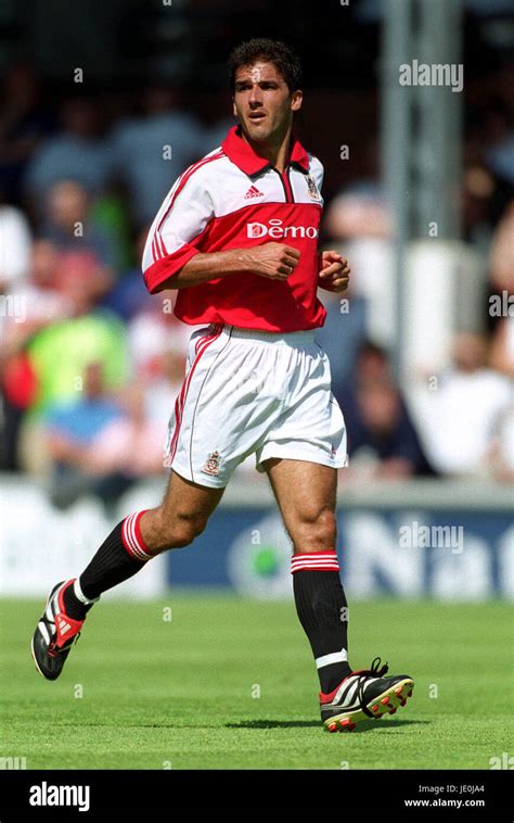 Karl Heinz Riedle Fulham Fc London England 22 July 2000 Stock Photo Alamy