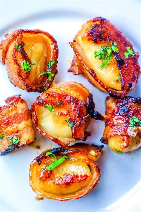 Broiled Scallops Wrapped In Bacon