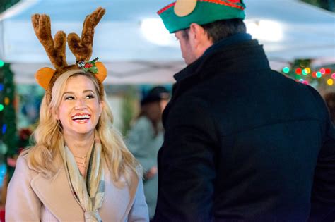 Hallmark Christmas Movies 2019 Full List And Schedule
