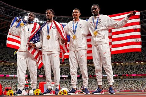 Us Olympic Mens 4x400 Meter Relay Wins Gold After 4x100 Failure