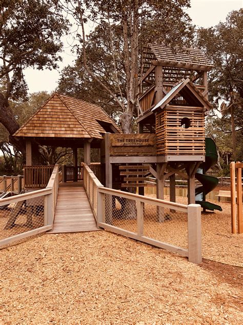 Lma10 Island Treehouse Tree House Playground Slide Island Theme