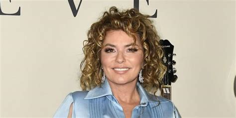 At 57 Shania Twain Is Basically Unrecognizable With Long Blonde Hair