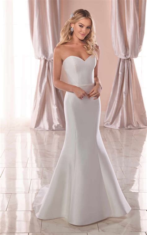 Simple And Modern Wedding Dress Stella York Wedding Dresses