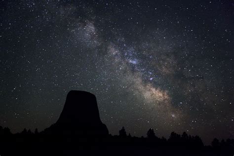 Devils Tower Wyoming Stargazing Dark Aesthetic Wyoming Night Skies