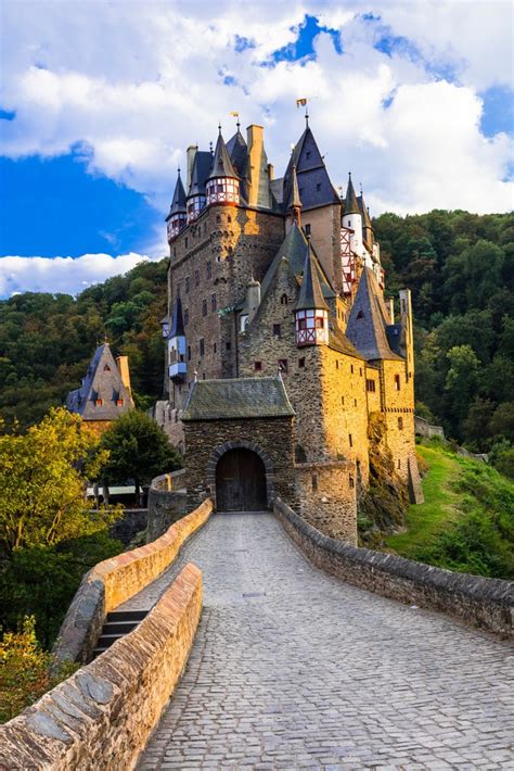 25 Most Beautiful Medieval Castles In The World Superboxtravel