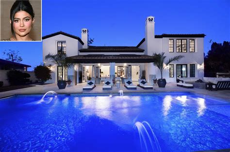 Kylie Jenners First Home For Sale In Calabasas Photos