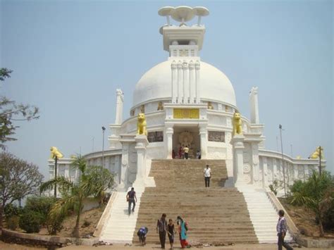 Front View Of Dhauli Giri Temple Picture Of Dhauli Giri Hills