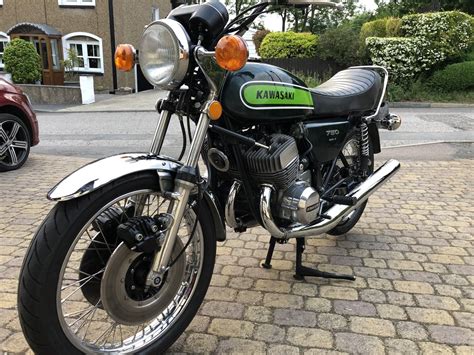 The kawasaki triples were a range of 250 to 750 cc (15 to 46 cu in) motorcycles made by kawasaki from 1968 to 1980. 1974 Kawasaki H2 750 Triple SOLD | Car And Classic