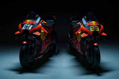Driver brad binder of red bull ktm factory racing was born 11/08/1995. Red Bull KTM Factory Team 2021 - Brad Binder & Miguel ...