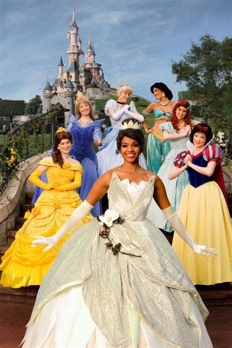 When You Wish Upon A Star Disneyland Princess Disney Disney Cosplay