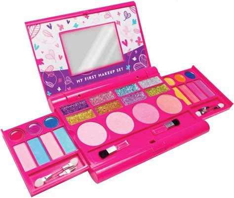 20 Kid Makeup Kits That Are Safe To Use