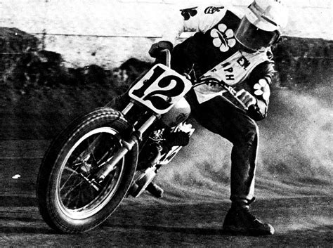 И другие скачать в mp3 и слушать музыку онлайн бесплатно. POPPA WHEELIE: Mulder 1970 Triumph Mounted ofcourse.