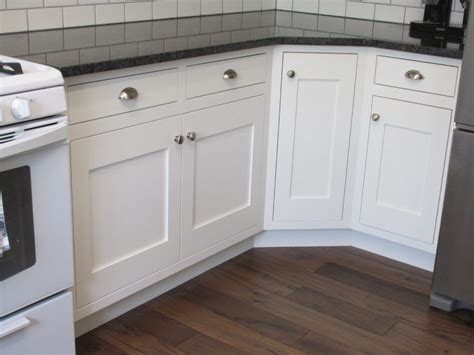 Inset kitchen cabinets vs overlay. Inset Kitchen Cabinets Vs Overlay | Kitchen makeover ...