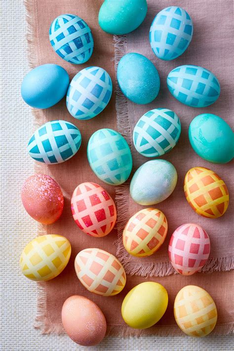 How To Dye The Perfect Easter Egg Franklin Morrisons Coloring Pages