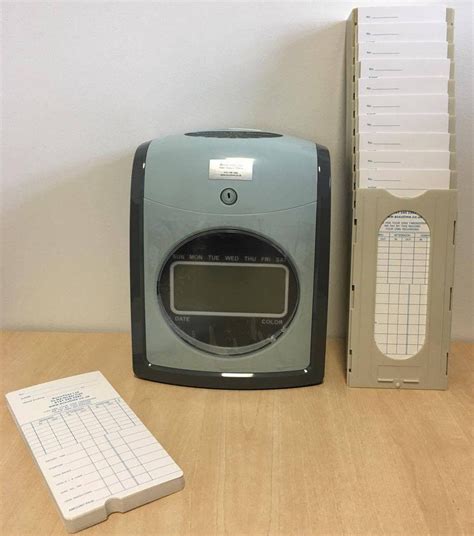 Quality Clocking In Machine Kit Includes Cards And Card Rack