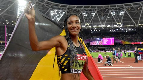 Deuxième au concours de poids dont elle est sortie. Nafi Thiam - Yvllbcz8kaodsm - Check out the latest ...
