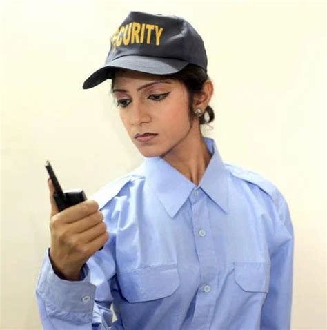 Morning Female Security Gaurd Rs 13000person Cruzer Security Private