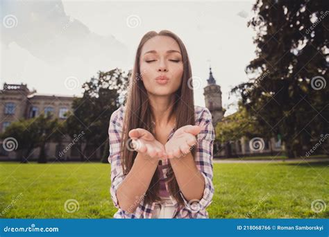 Photo Portrait Of Girl Sending Air Kiss Pouted Lips On Web Camera