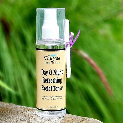 Day And Night Refreshing Facial Mist Toner Thuyaa