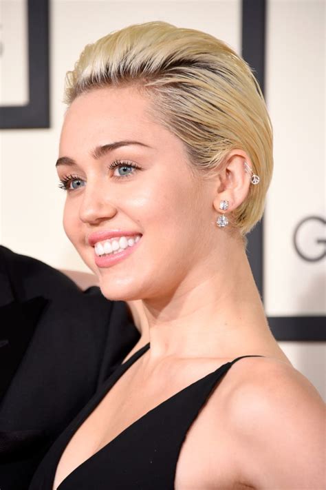 Miley Cyrus Best Hairstyles Of All Time 66 Miley Cyrus Hair Cuts And