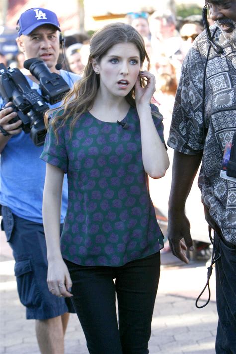 Anna Kendrick Set Of Extra In West Hollywood February 2015