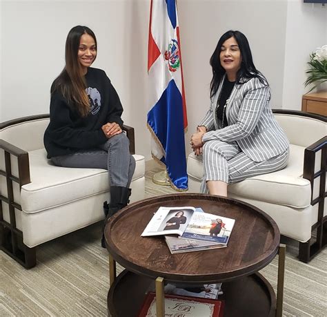 Cónsul Dominicana En California Recibe A Actriz Zoe Saldaña Y Resume Logros De Gestión En
