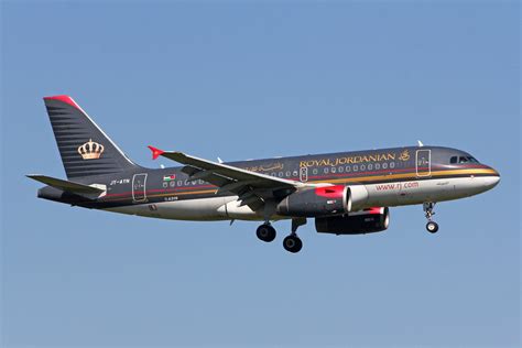 Royal Jordanian Airlines Jy Ayn Airbus A319 132 Msn 3803 Shobak