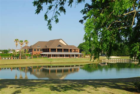 Stonebridge Golf And Country Club