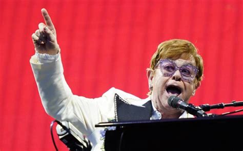 The Secret Reason Youll Never See Sir Elton John Perform Without His Glasses