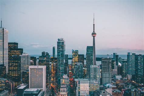 7 Reasons To Visit Toronto Now