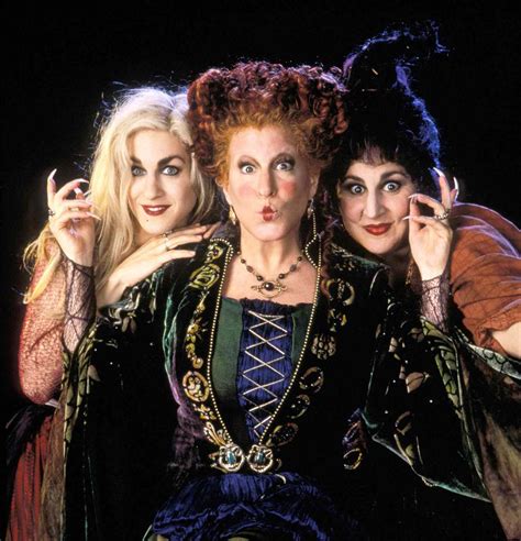 Hocus Pocus 2 Begins Shooting This Fall Bette Midler And Cast Returning