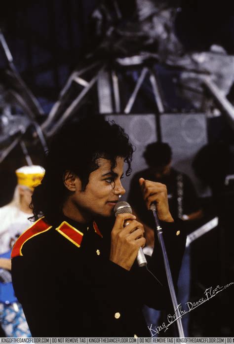 Bad tour live in rotterdam 1988 album. Michael Jackson Pictures : -1988-may-rome-visit-at-the ...
