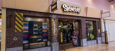 Spencers Auburn Hills Great Lakes Crossing Outlets