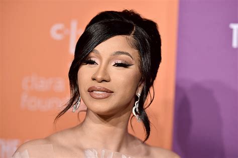Cardi B Believes She Made It Easier For Female Rappers To Get Sig Xxl