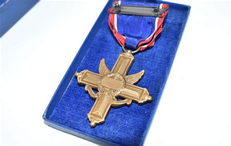 Original Wwii Us Distinguished Service Cross Byf41