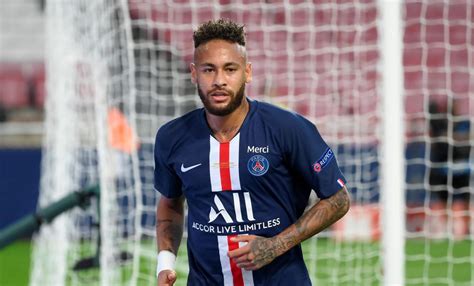 Download the perfect neymar pictures. Неймар-форвард ПСЖ зробив оригінальну зачіску у відпустці ...