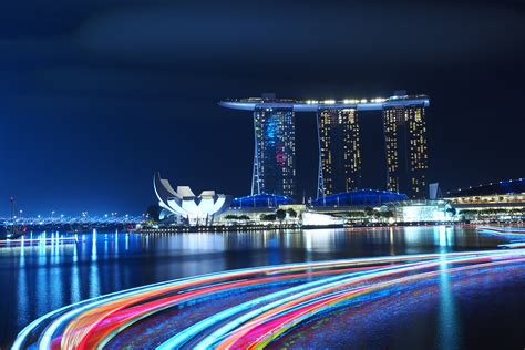 Time Lapse Photo Of High Rise Building Singapore Hd Wallpaper