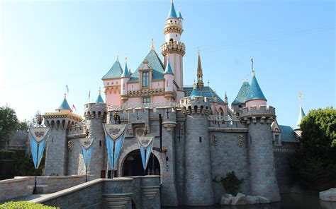 Sleeping Beauty Castle Wallpaper Wallpapersafari