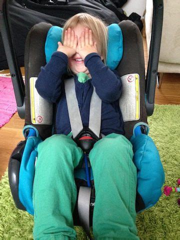 .in die babyschale passen wird und wann der richtige zeitpunkt für einen kindersitz erreicht ist. Wie lange muss oder kann ich meine Babyschale nutzen ...