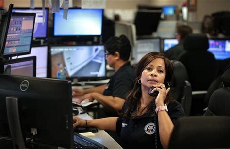 Memphis 911 Call Center Struggles To Hold On To Dispatchers