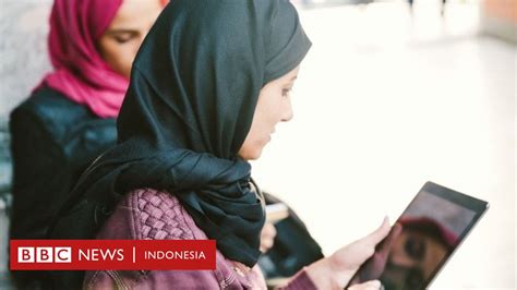 10 Years Challenge Kontroversi Lepas Jilbab Di Turki Bbc News Indonesia