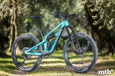 Test Canyon Spectral Cf All Mountain Bike 2020 World Of Mtb Magazin