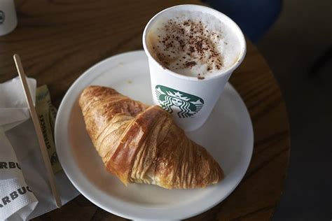 21 Best Starbucks Food Menu Items Ranked