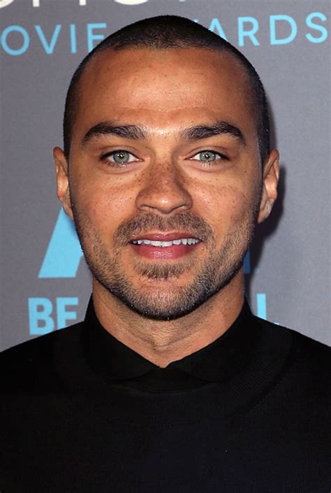 22 Gorgeous Green Eyed Male Celebrities Guys With Green Eyes
