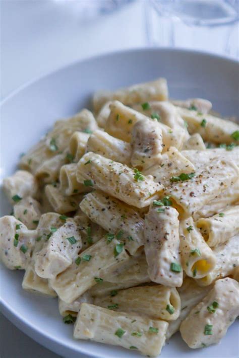 Creamy Pesto Alfredo Chicken Pasta Pesto Pasta Recipes Chicken