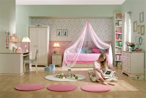 Girlish pale pink bedroom design. Stylish Girls Pink Bedrooms Ideas