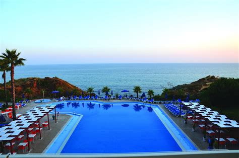 Auramar Beach Resort Algarve Holidays To Portugal Blue Sea Holidays